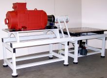 RE-POWER Pruefstand mit AC-Maschine und HBM Messflansch